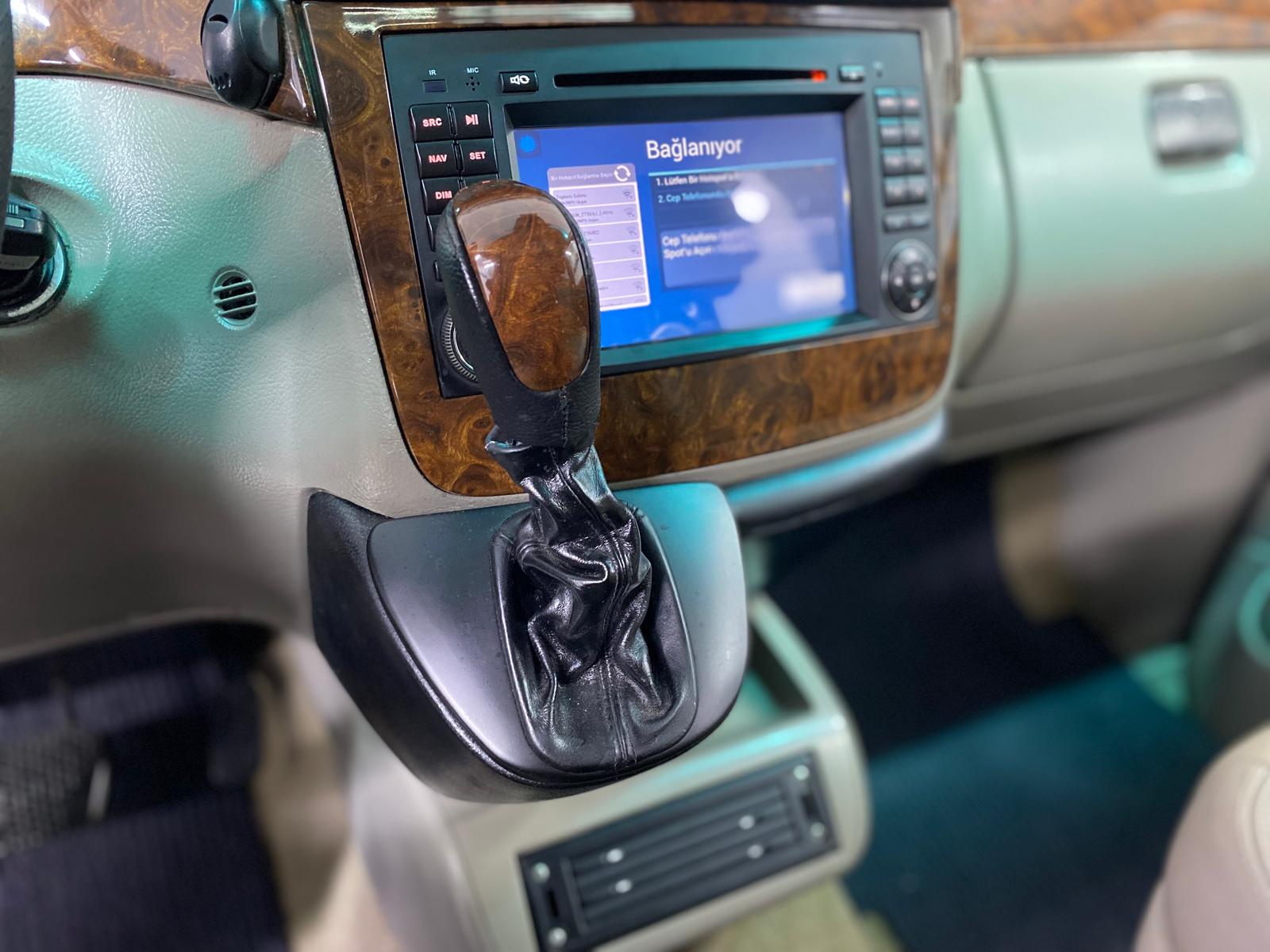 MERCEDES VIANO 8